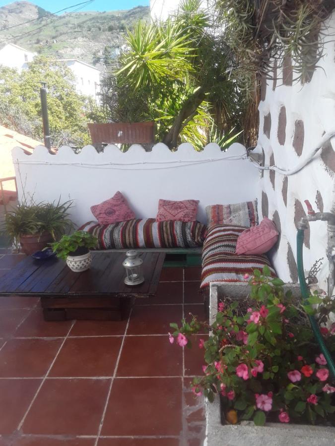 Ecoartejeda Cave House Guest House ภายนอก รูปภาพ