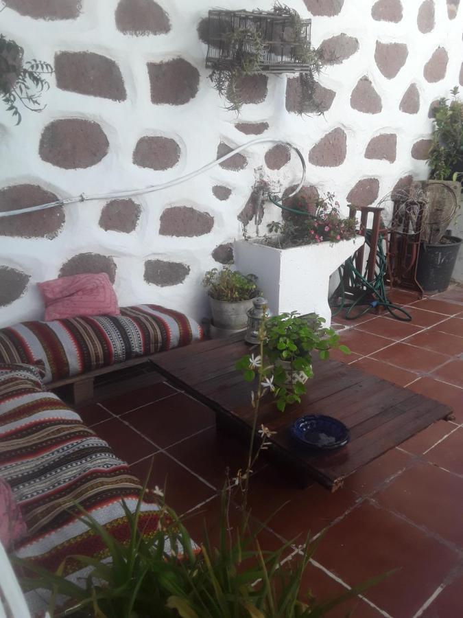 Ecoartejeda Cave House Guest House ภายนอก รูปภาพ